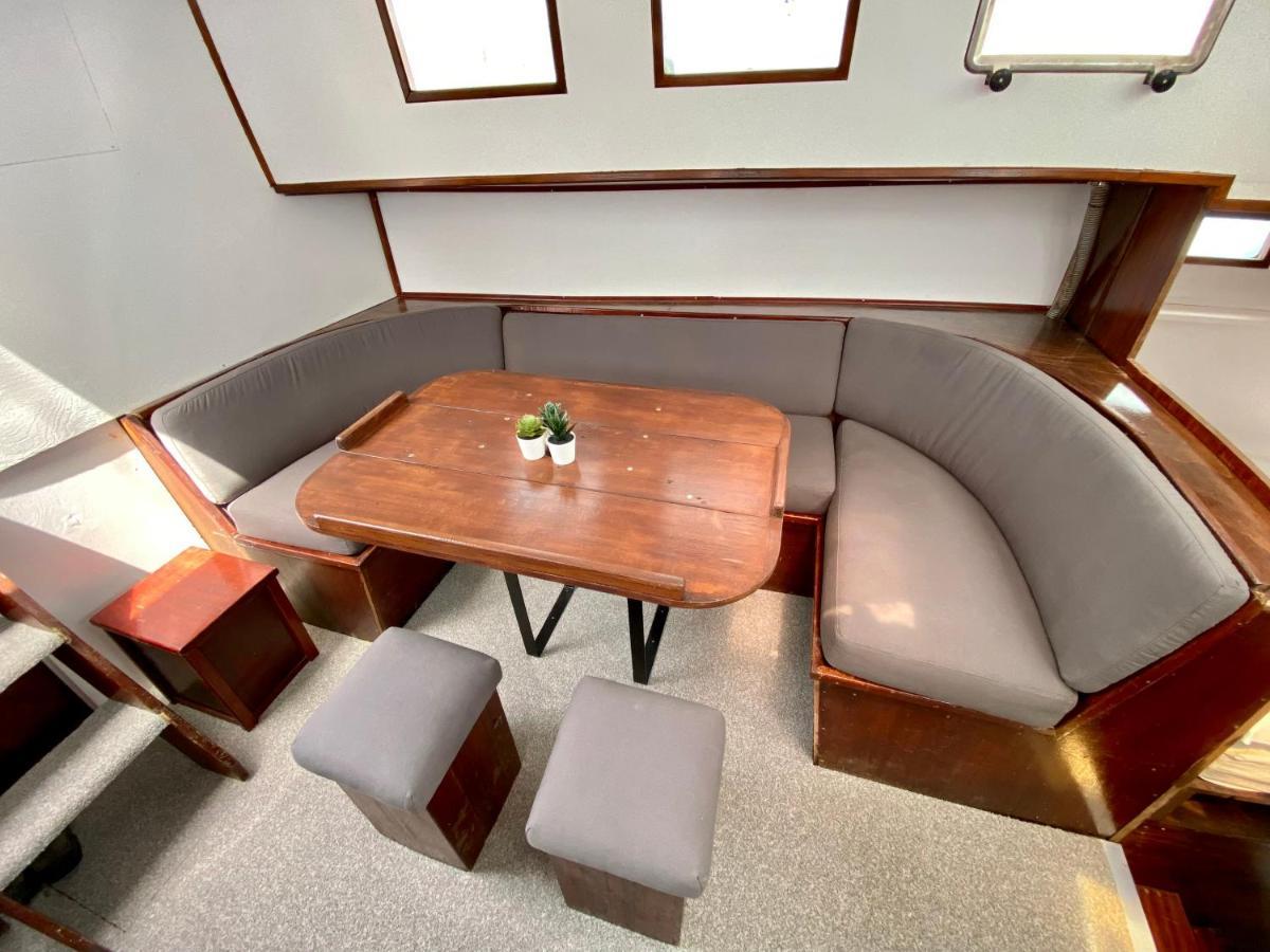 Fantastico Velero En Barcelona Hotel Sant Adria de Besos Luaran gambar